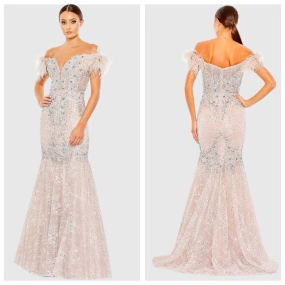 Mac Duggal 20246 Feathered Crystal Embellished Sleeveless Gown Size 2